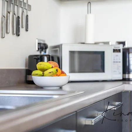 Apartment Luxury 2 Bed - - Mailbox - Bhx Station - Bullring - O2 Academy - Free Parking *