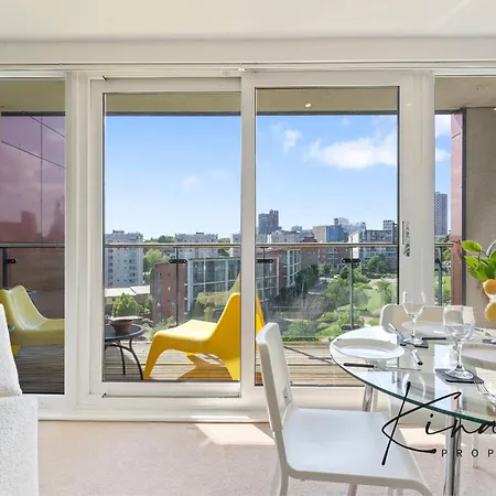 Apartment Luxury 2 Bed - - Mailbox - Bhx Station - Bullring - O2 Academy - Free Parking *