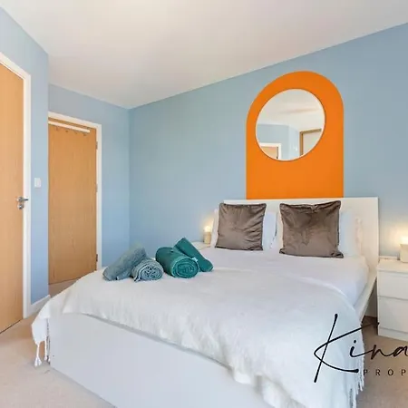 Apartment Luxury 2 Bed - - Mailbox - Bhx Station - Bullring - O2 Academy - Free Parking Birmingham