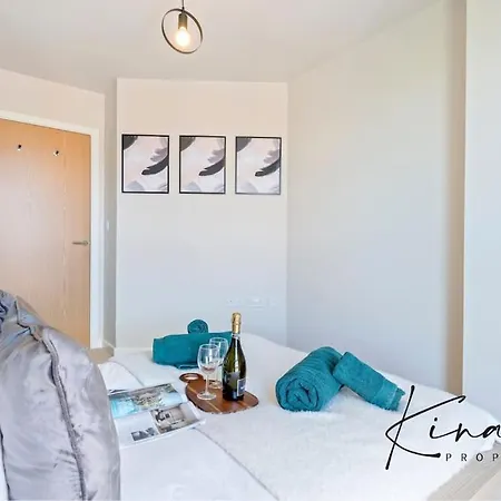 Luxury 2 Bed - - Mailbox - Bhx Station - Bullring - O2 Academy - Free Parking Apartment Birmingham